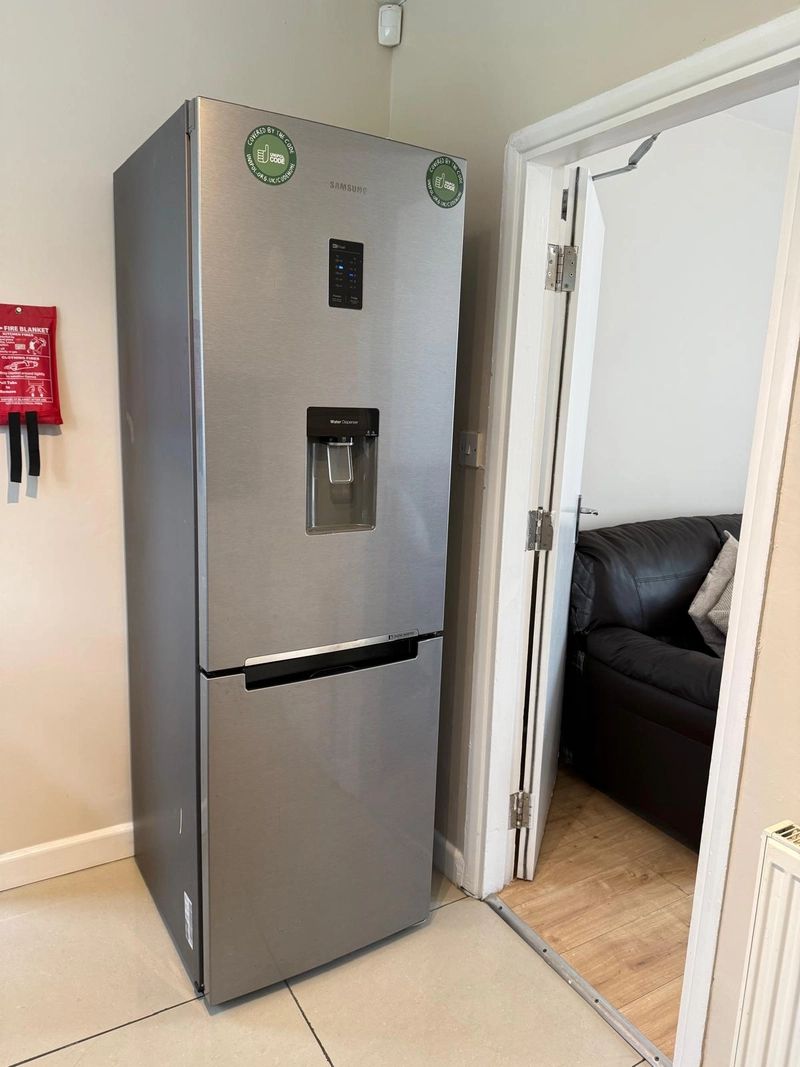 Middleton Boulevard: 4 Bedroom Student (Jubilee) NG8 1FX - Thumbnail 7